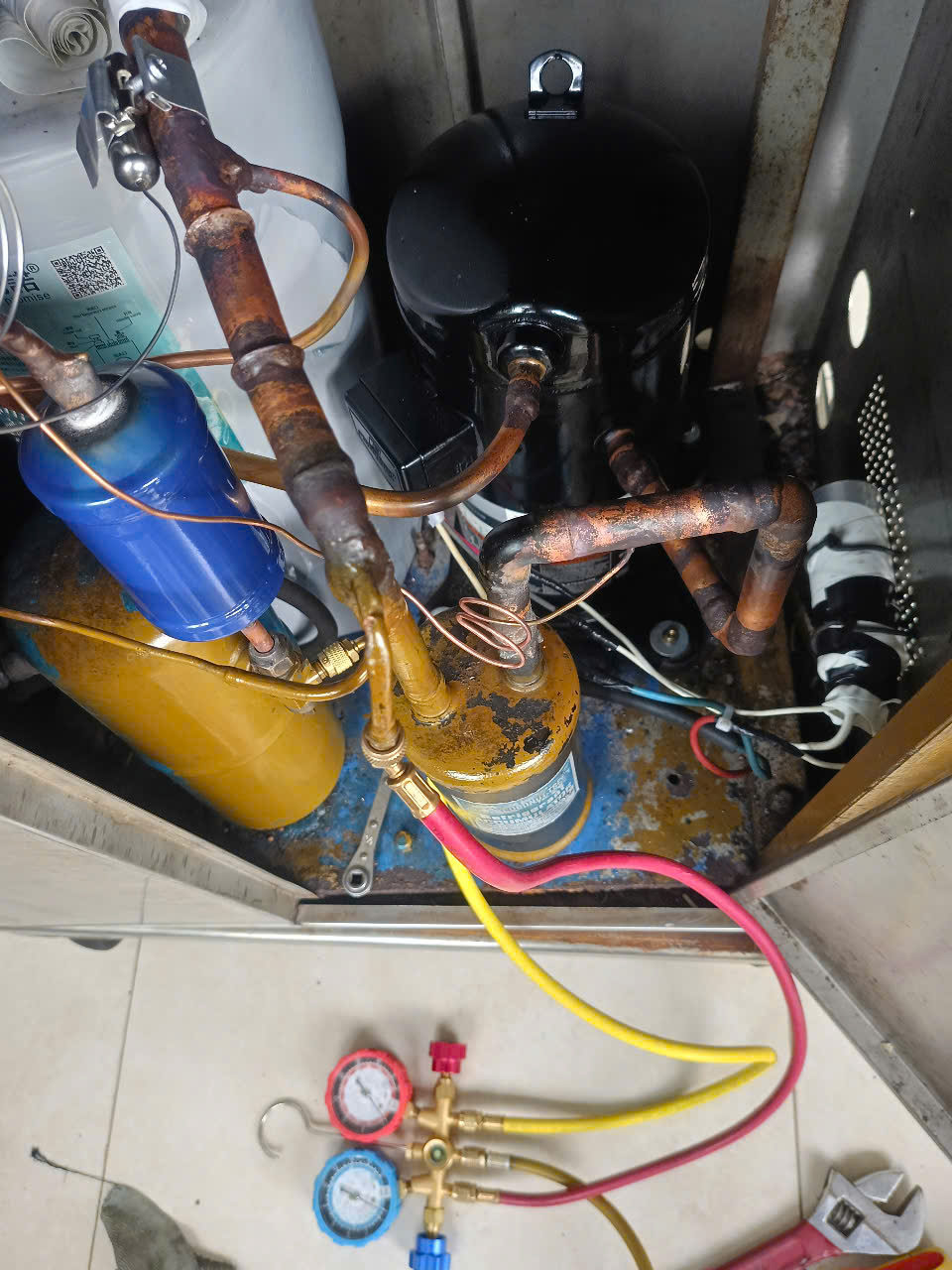 Sửa chữa máy lạnh chiller